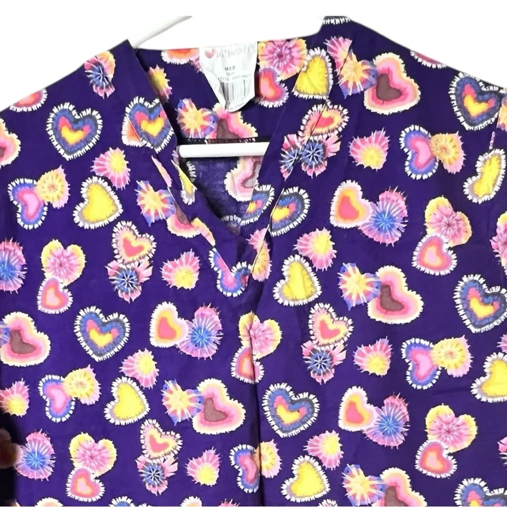 All Heart Colorful Tie Fye Print Heart and Flower Print Scrub Top Sz M Purple Size M - Image 3