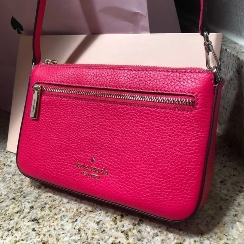 Kate Spade New York Hot Pink Pebbled Leather Wristlet Shoulder Bag NWT - Image 4