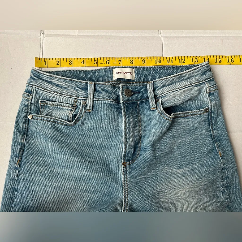 DRIFTWOOD x FREE PEOPLE | FARRAH FLORAL EMBROIDERED FLARE JEANS SIZE 26 - Image 6