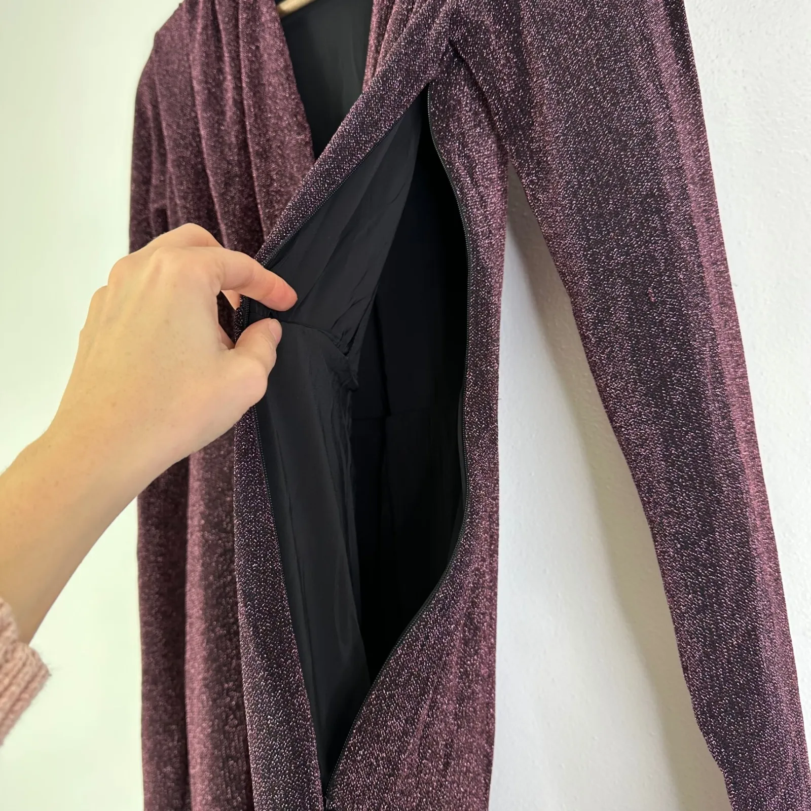 Line & Dot Opal Gown V-Neck Long Sleeve Metallic Shimmer Purple‎ Size L - Image 6