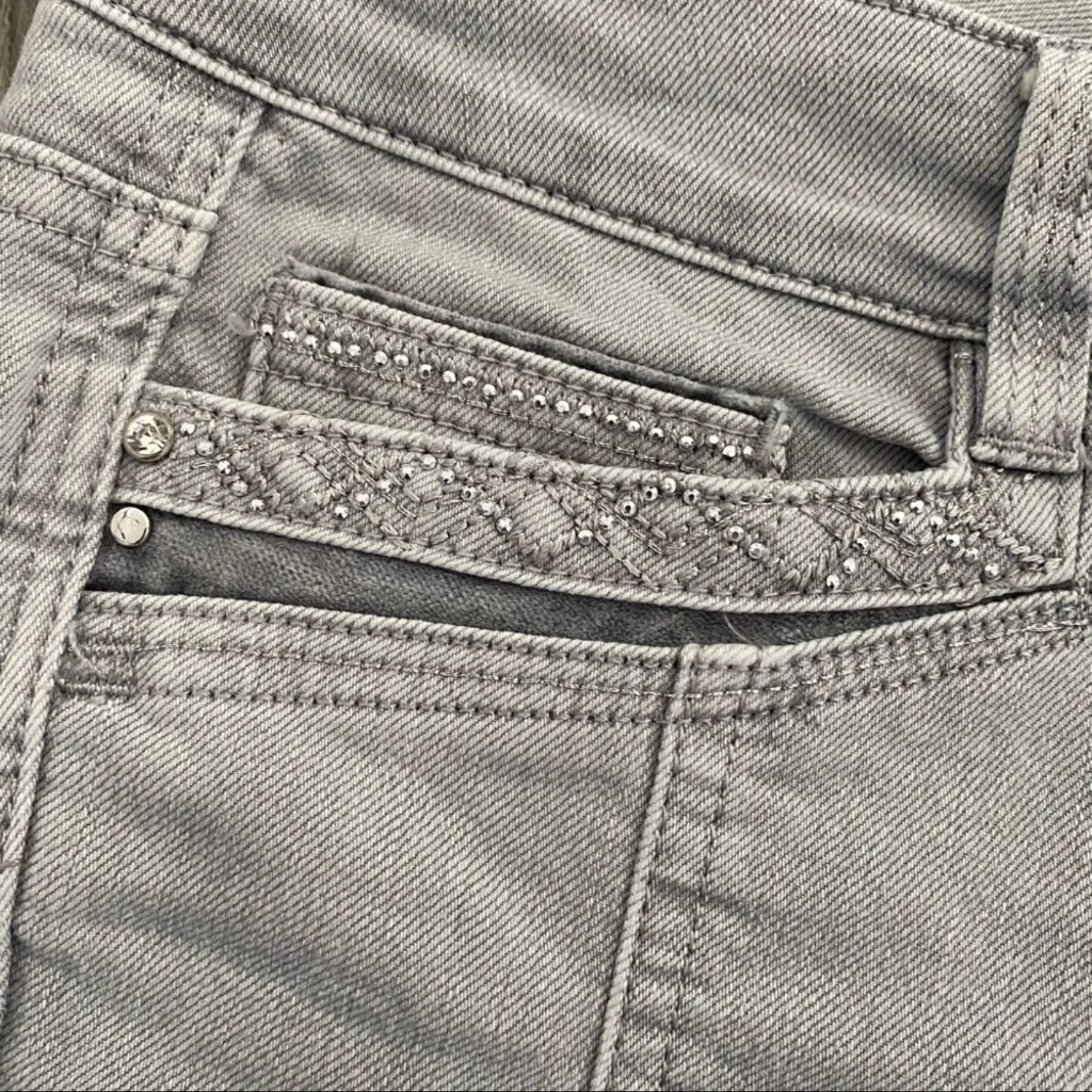 WHBM Blanc Embellished Jeans in Chrome size 2 r - Image 6