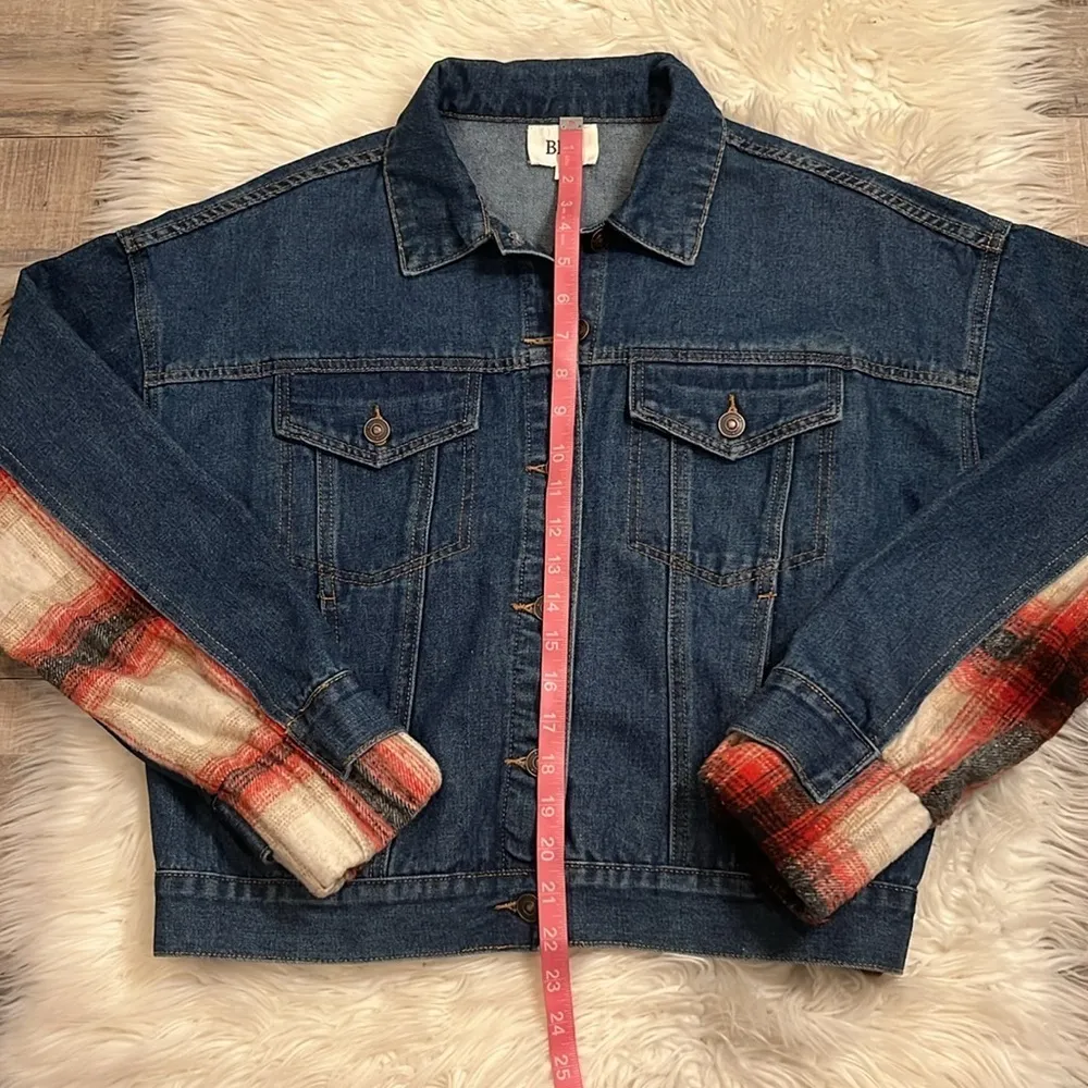 BKE denim jacket with plaid wool blend back detail M - Image 10