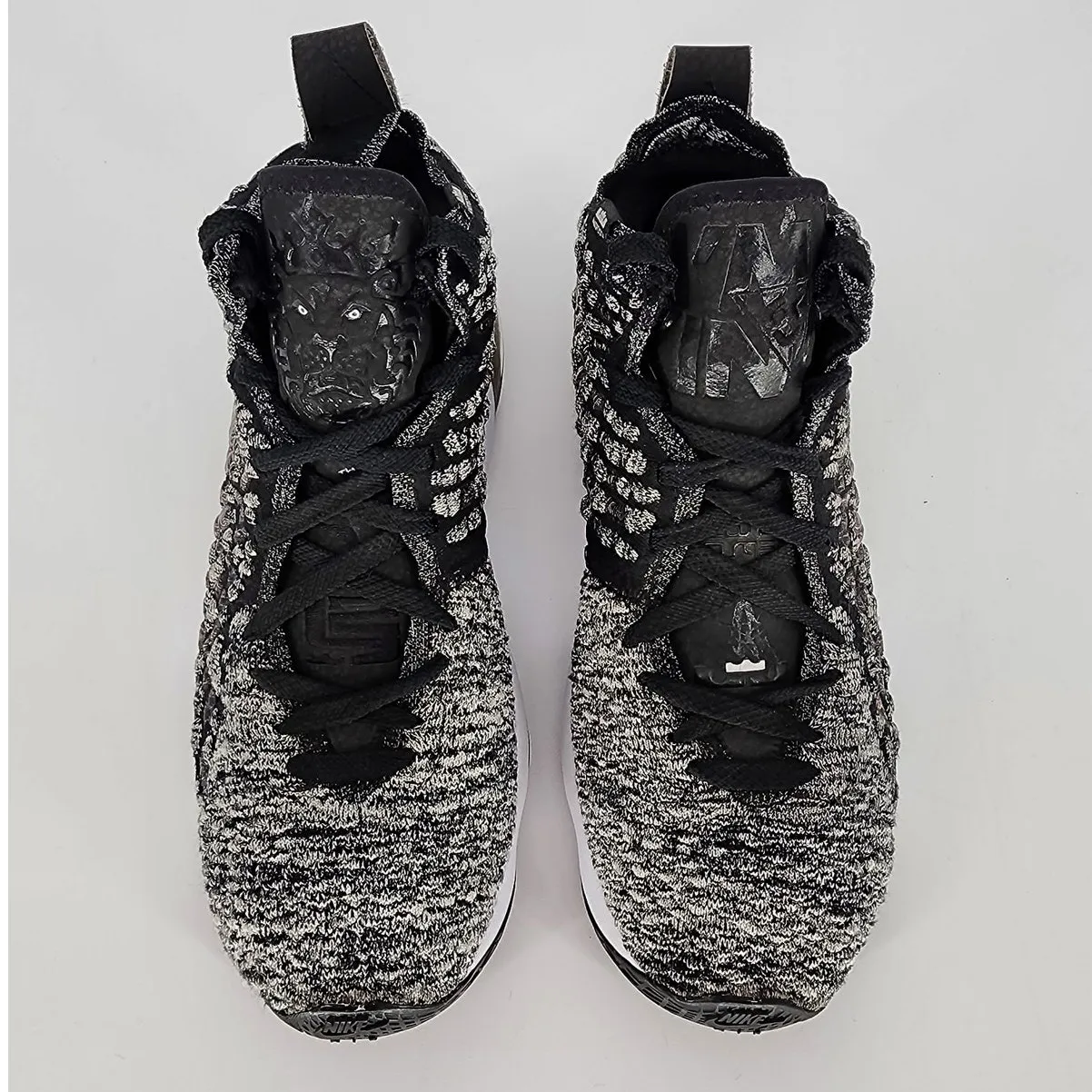 Nike LeBron 17 “In the Arena” Knitposite Basketball Shoes Size 7Y/8.5 Women's - Image 5