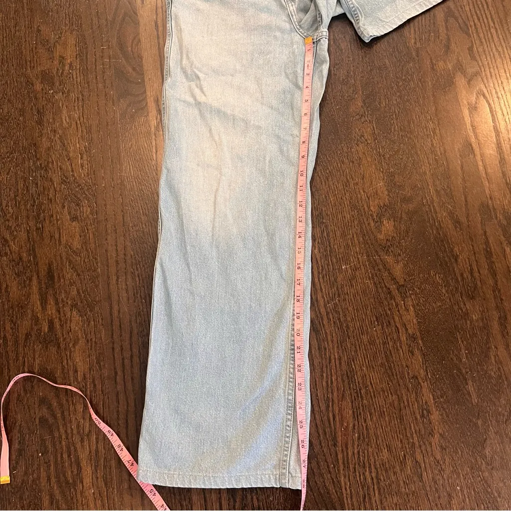 Uniqlo Women's Light Blue Flare Jeans - Image 7