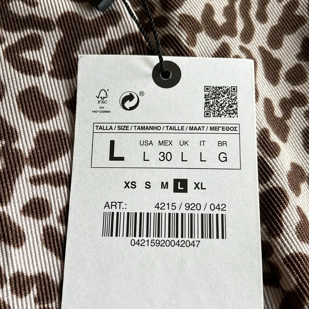 NWT ZARA Leopard Print High Waisted Ottoman Slit Leggings Large - Image 5