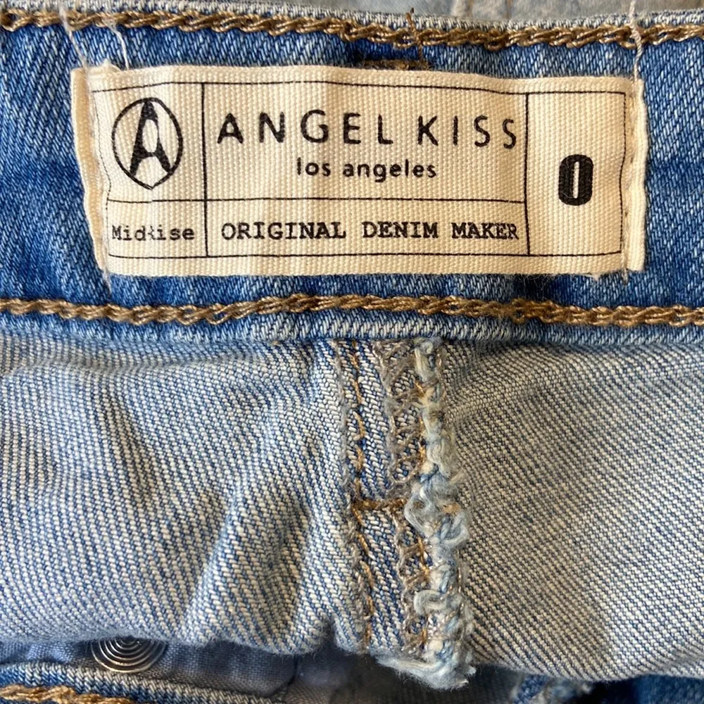 Angel Kiss Girls Mid-Rise Destroyed Jean Shorts Size 0 - Image 5