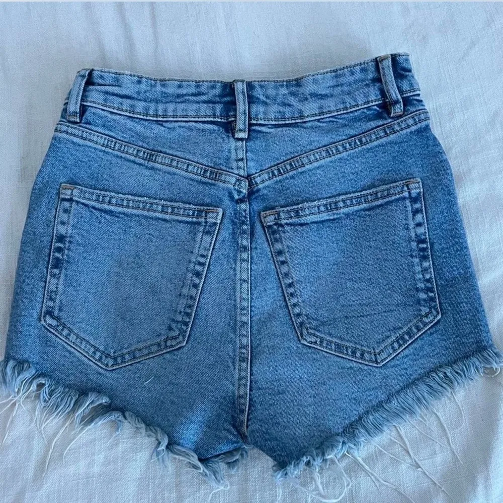 ZARA  high rise denim shorts size 0 - Image 2