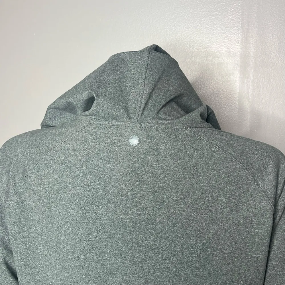 Yogalious Green Athletic Athleisure Long Sleeve Hoodie Size M - Image 6