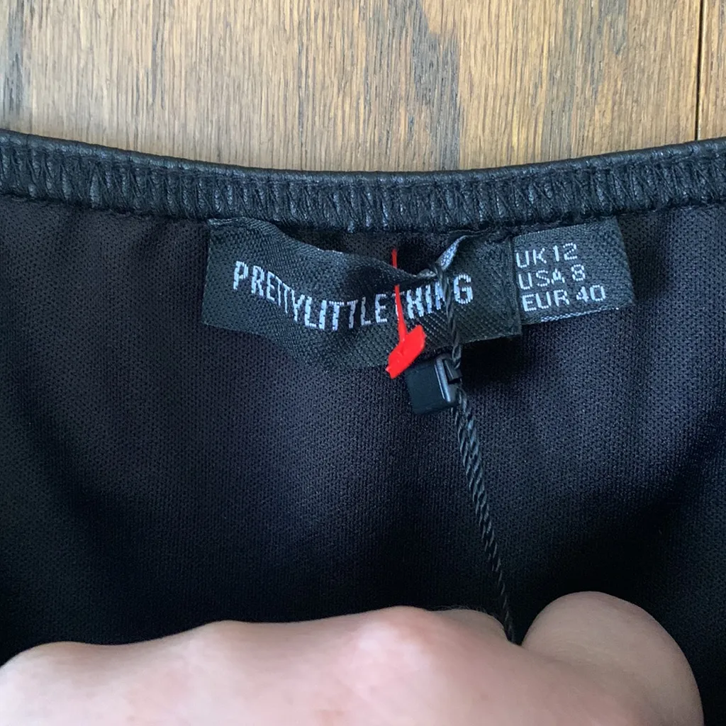 Pretty Little Thing  black strappy split hem flare jumpsuit‎ - Image 6