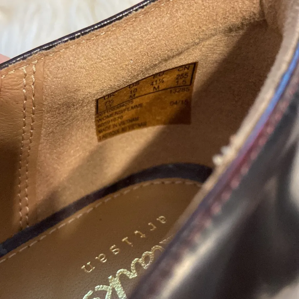 CLARKS LEATHER Artisan Heels size 10 excellent condition never been worn - Image 14