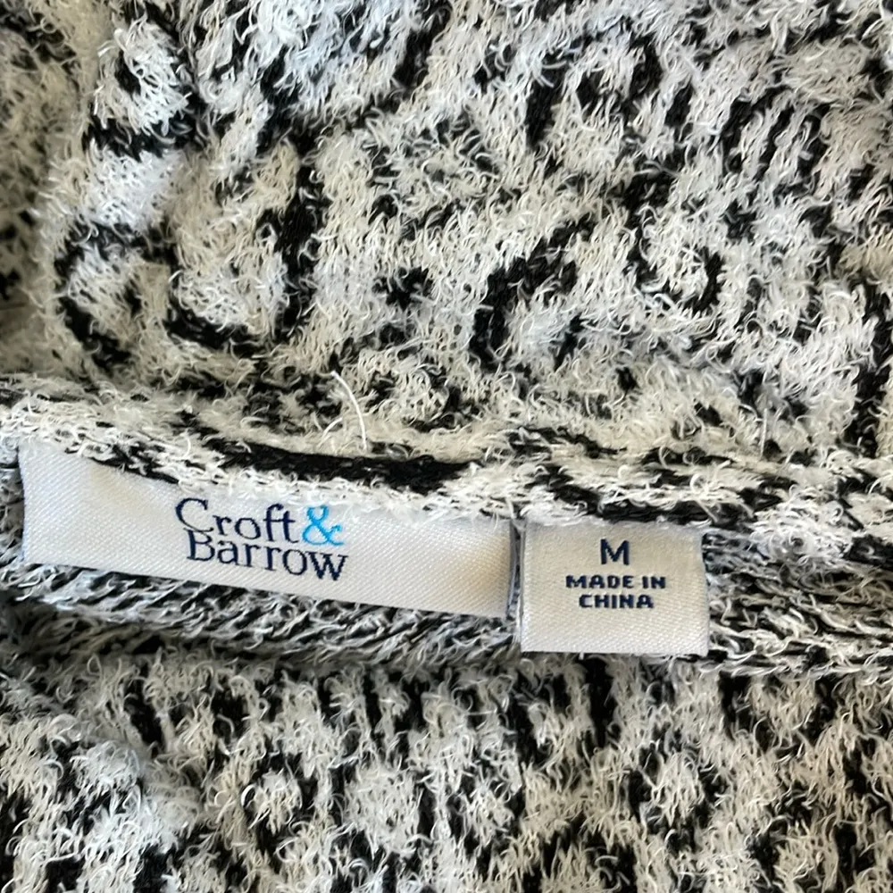 Croft & Barrow Cowlneck Eyelash Sweater - Image 4