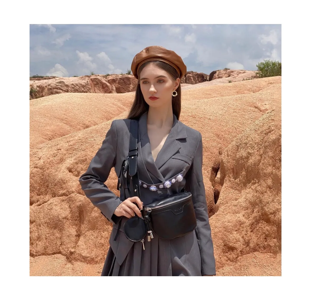 Sling Bag Leather Crossbody Fanny Black - Image 3