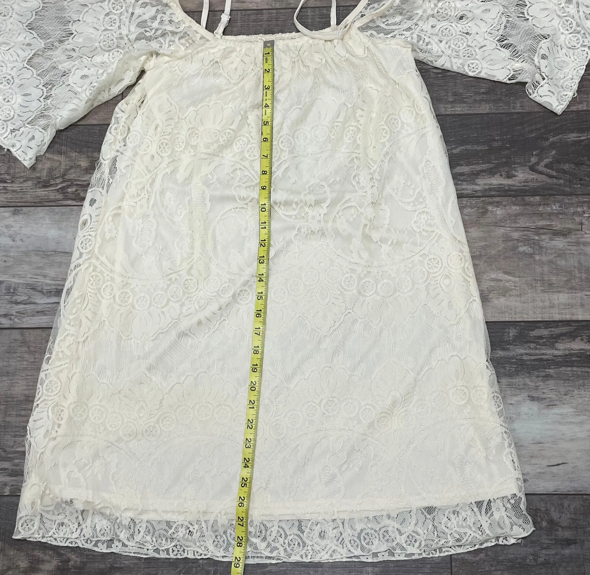 NWT Ivory Lace BoHo Off Shoulder Dress Small - Image 7