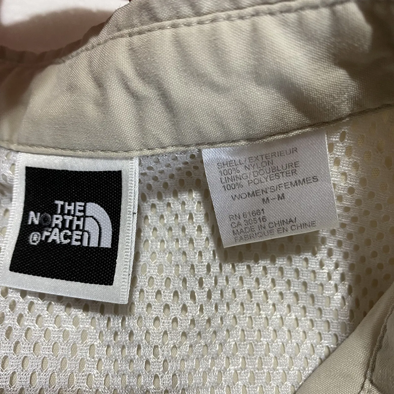 The North Face ‎ Womens Size Medium Gorpcore Utility Front Button Shirt Back Vented - Image 3