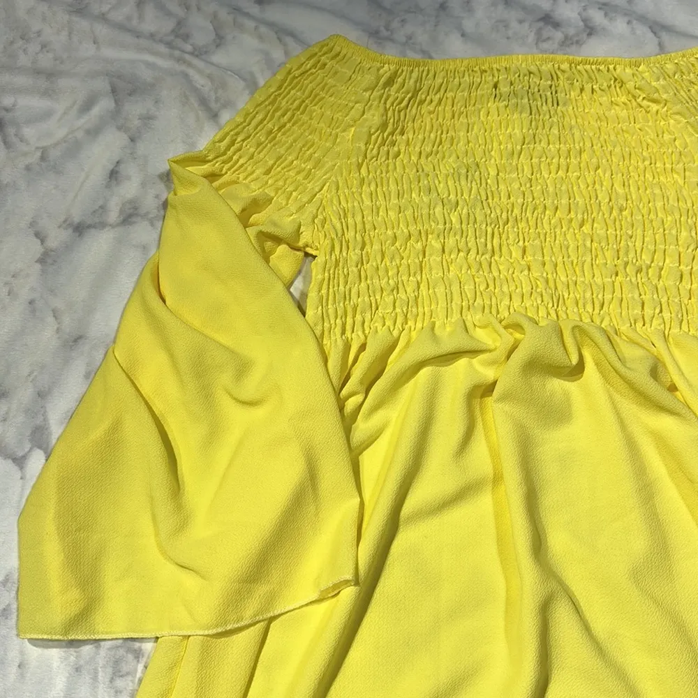 boohoo Off-shoulder smock top - Size US 14 - NWT - Image 3