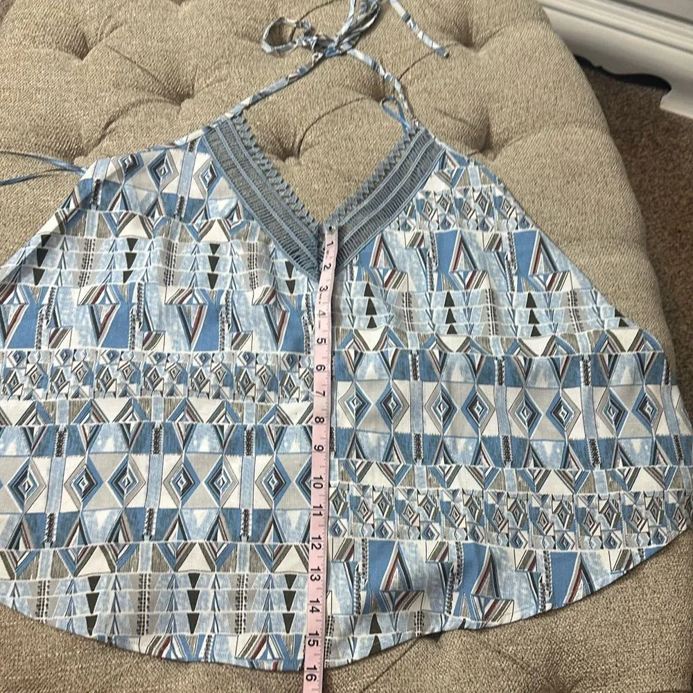 ‎Geometric Patterned Trapeze Halter Top - Image 13