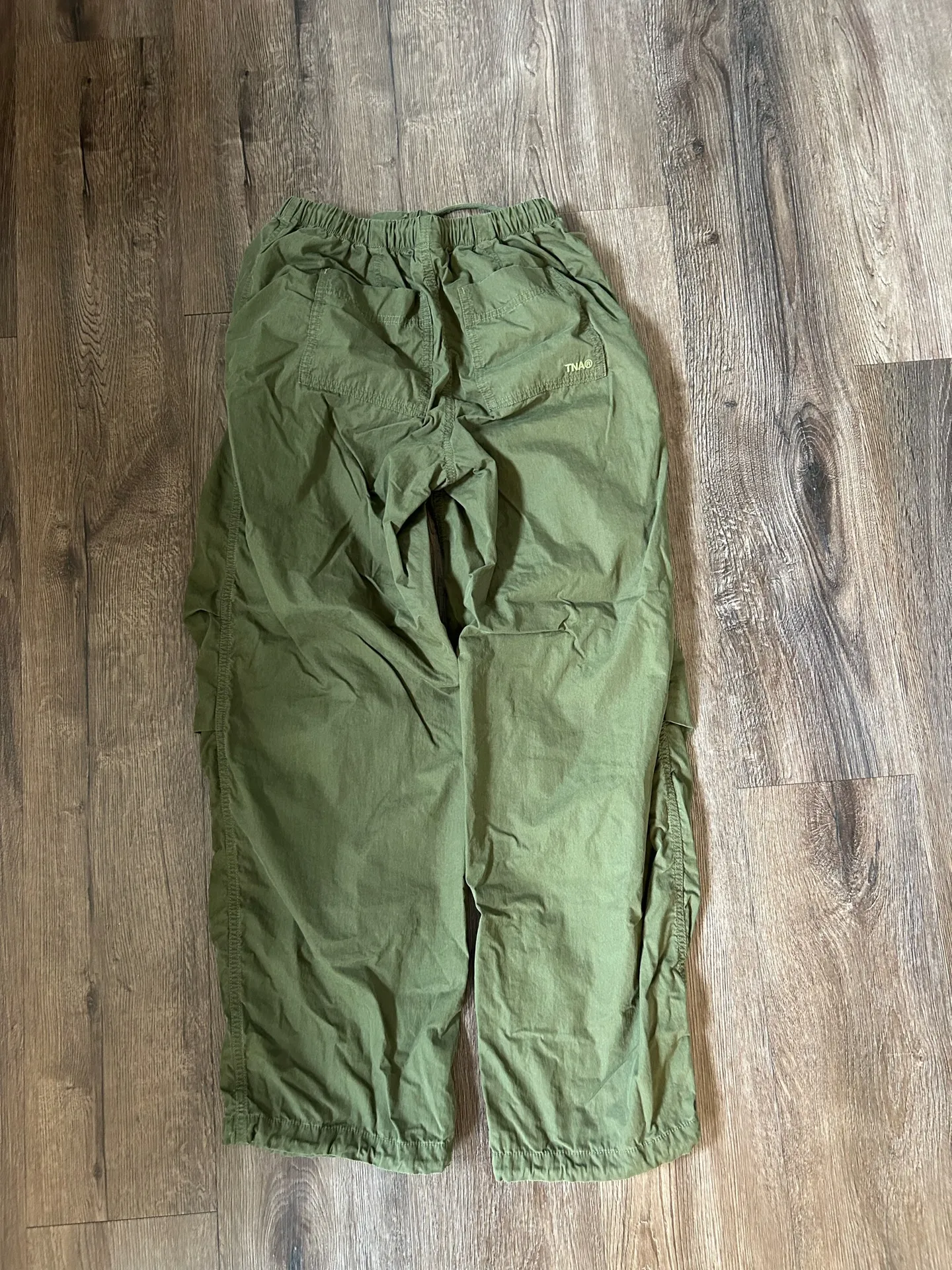 TNA Aritzia Cargo Pants - Image 5