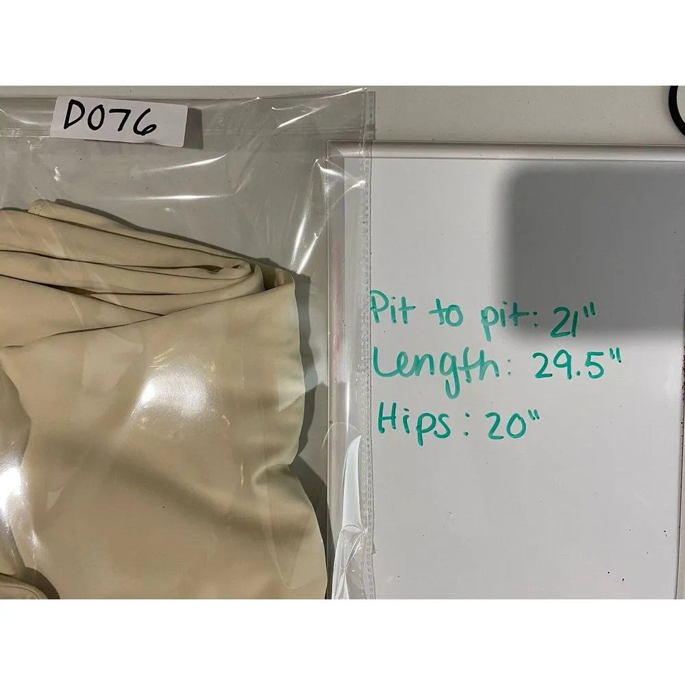 Express Body Contour Bodysuit XL Sleeveless Scoop Neck Cream Snap‎ Thong Stretch - Image 5