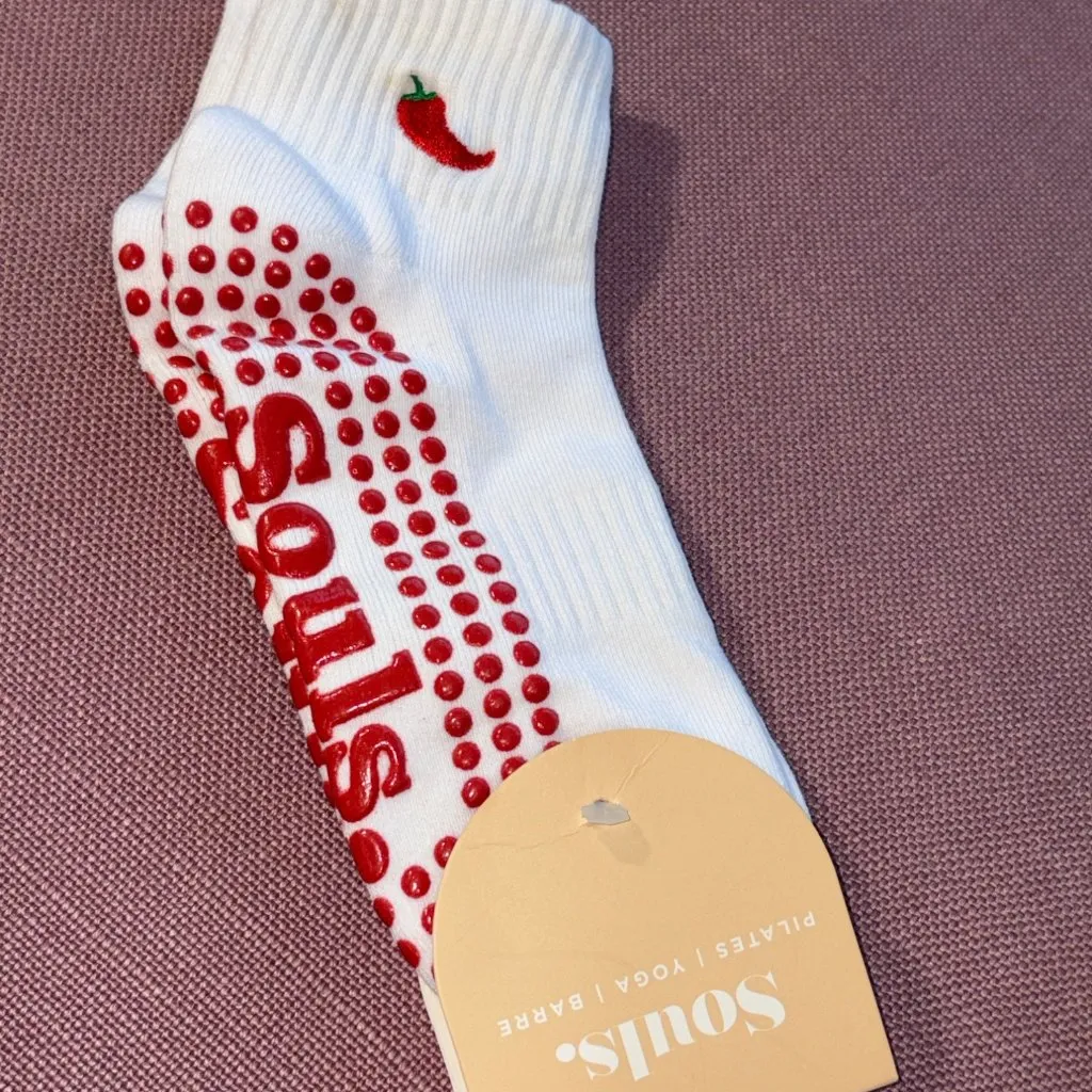 Souls. Spicy Grip Socks in White Red Medium/Large New Womens Barre Yoga - Image 5