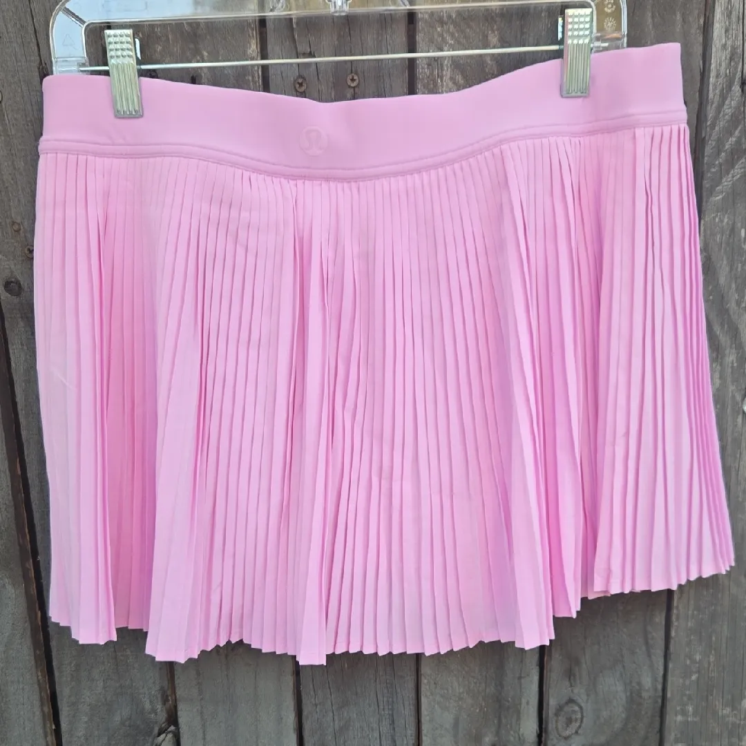 lululemon athletica Varsity pleated Tenis Skirt Light Pink - Image 3