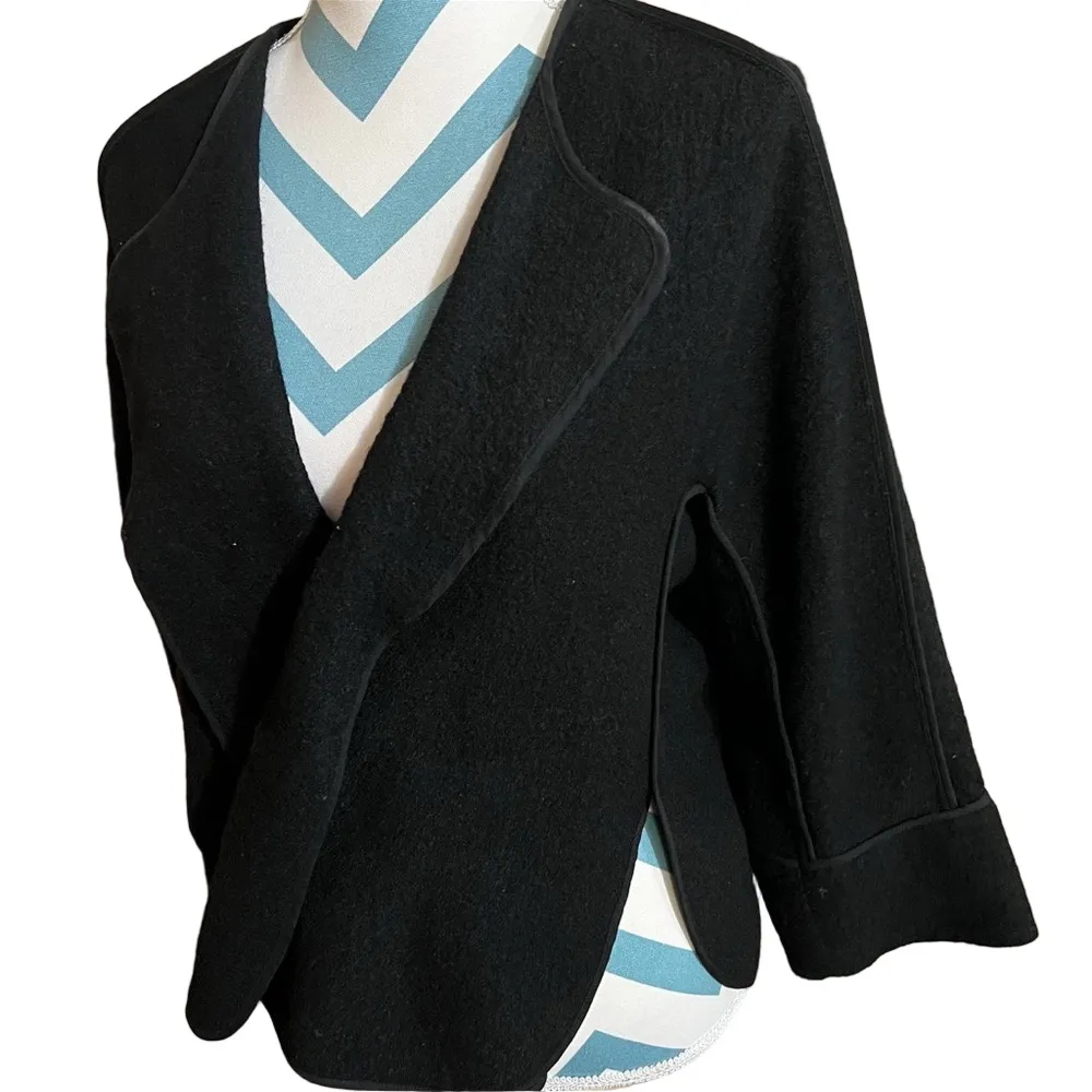 Ann Taylor LOFT Black Blazer - Image 4
