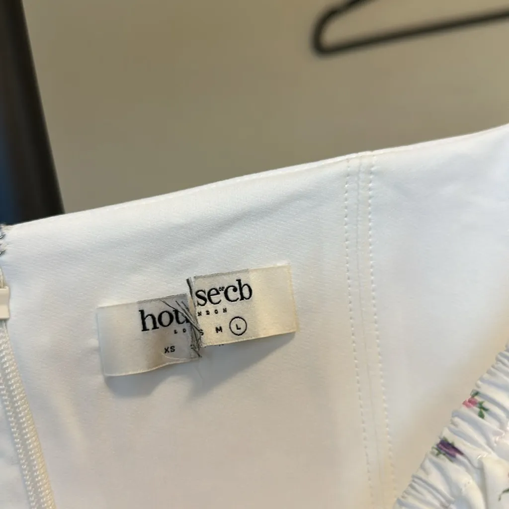 HOUSE OF CB 'Tallulah' White Floral‎ Puff Sleeve Midi Dress NWOT L - Image 5