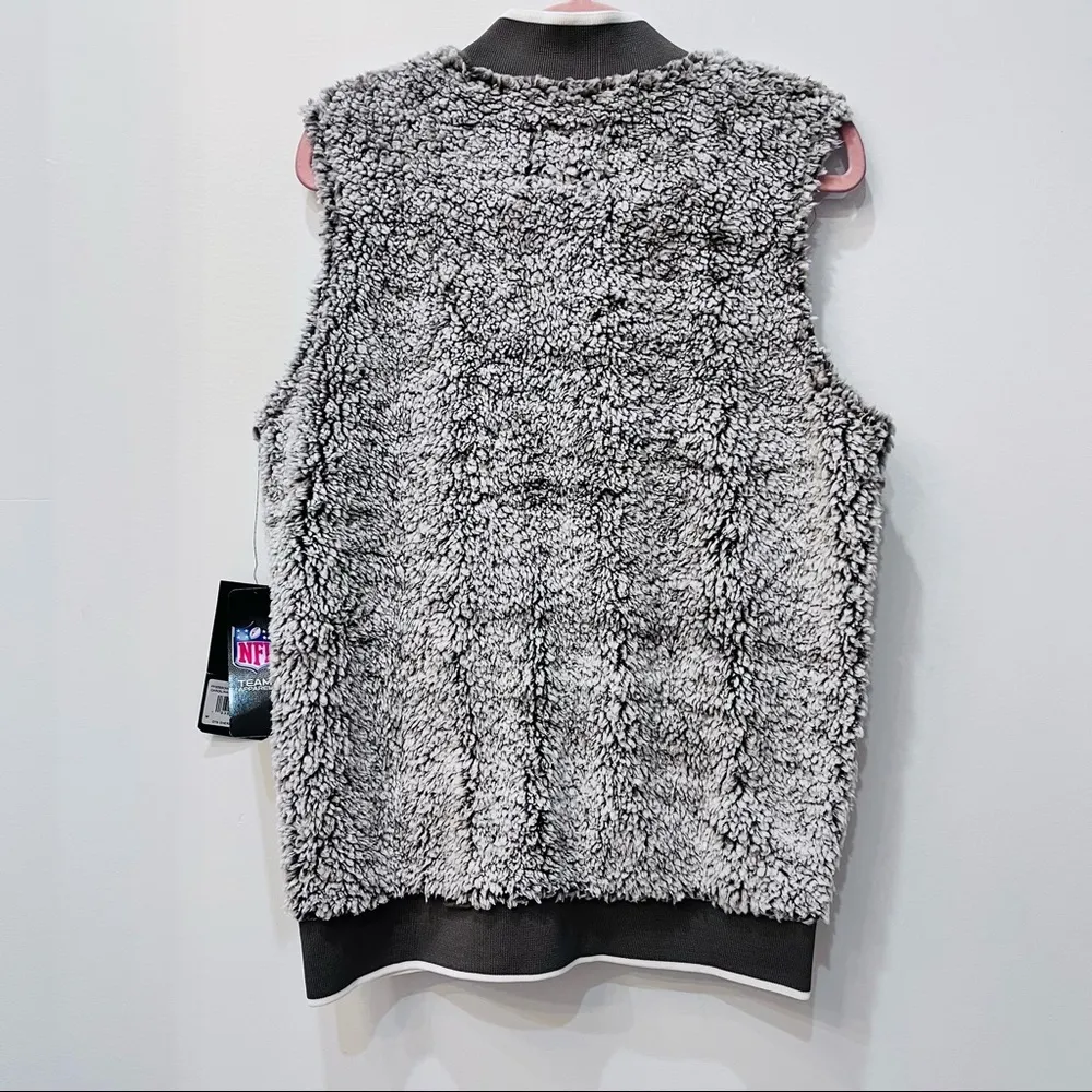 NFL  Carolina Panthers Gray Sherpa Vest sz Medium - Image 4