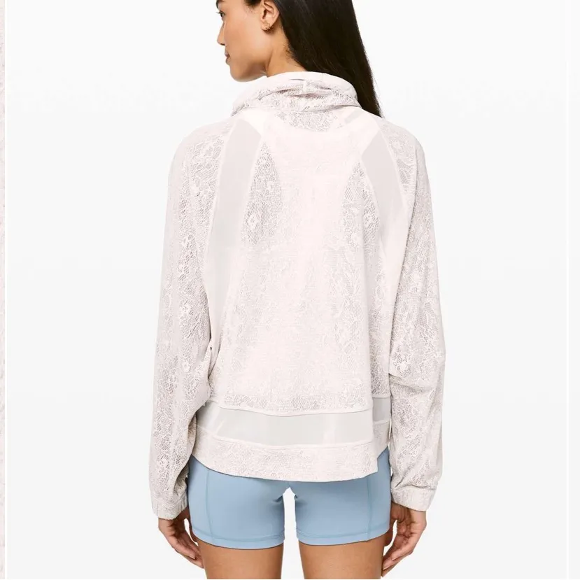 Lululemon In Depth Jacket *Lace - Light Chrome - 10 *FLAWED* - Image 3