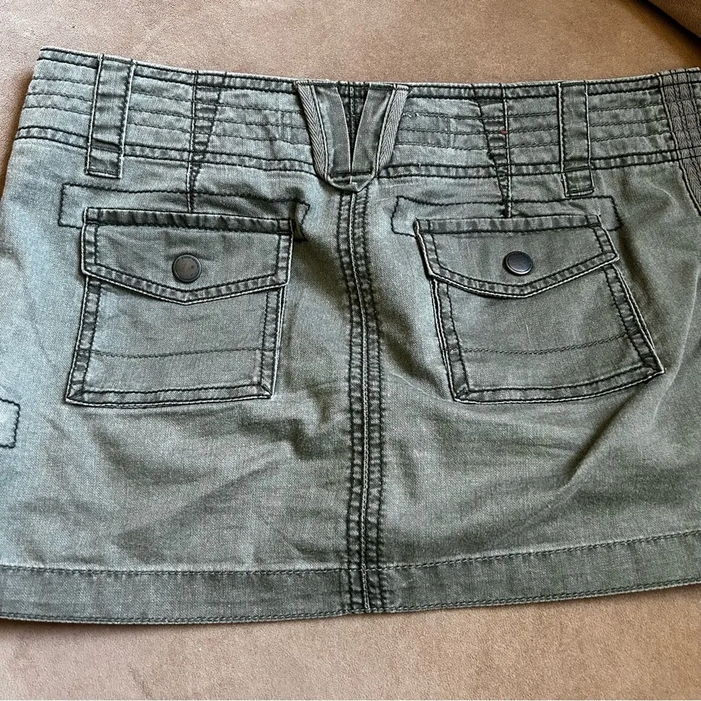 Mossimo Supply Olive Cargo Mini Skirt 5 Size M - Image 4