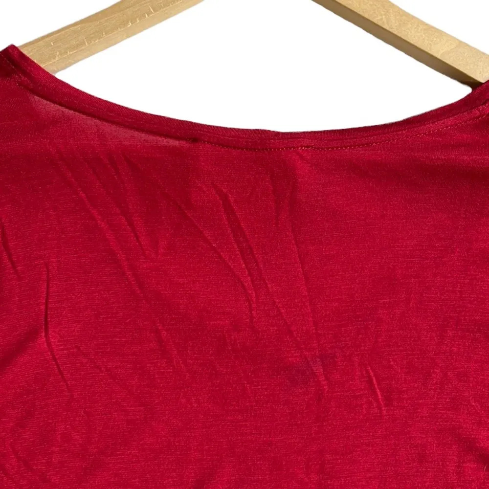 Two by Vince Camuto Red V - Image 7