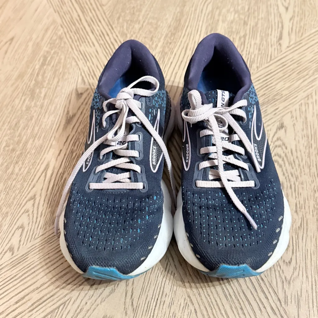 Brooks Women's Glycerin GTS Athletic Shoes - Navy and White size 7 - Image 4
