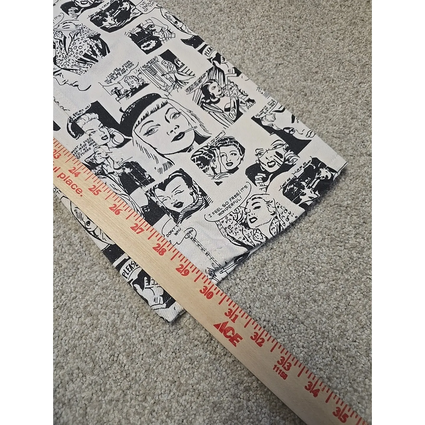 Reformation Newsprint Comic Jeans‎ 26 White Black Denim Straight Leg HIgh Rise - Image 9