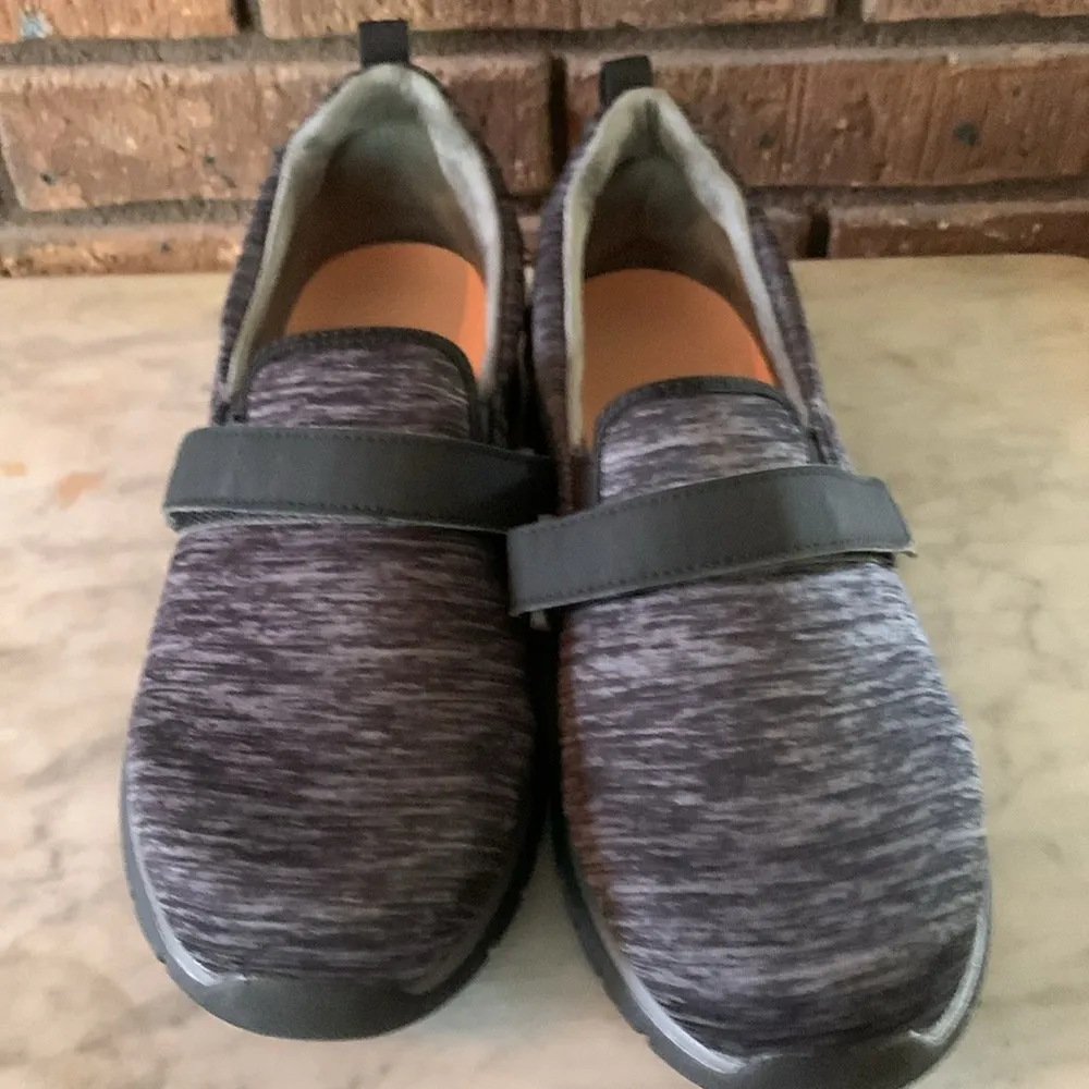 Anodyne Orthopedic Gray and Black Velcro Comfort Diabetic Shoes Size 10W - Image 2
