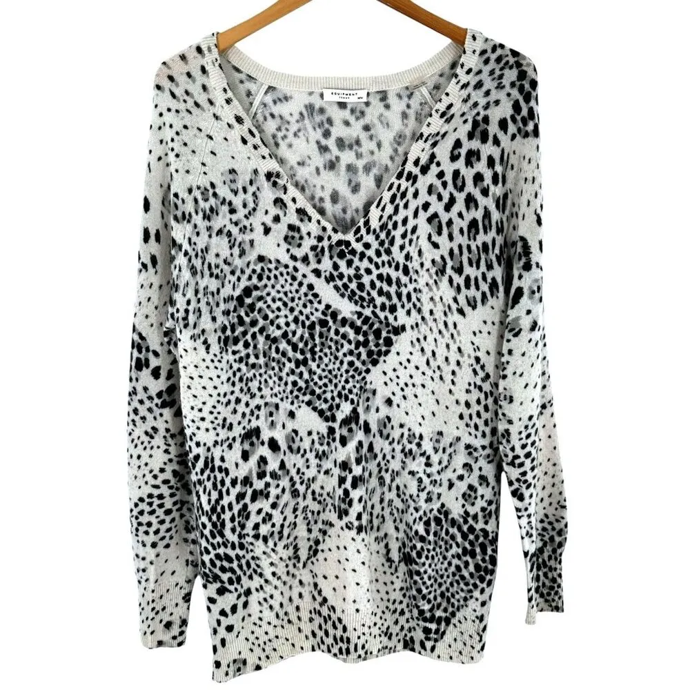 Equipment Black and White Snow Leopard Cheetah 100% Cashmere Sweater Size Medium - Image 2