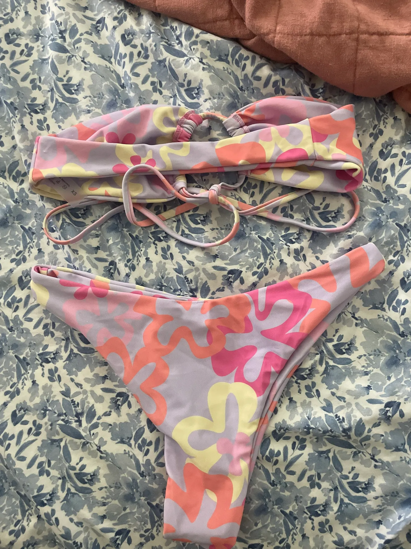 bikini - Image 2