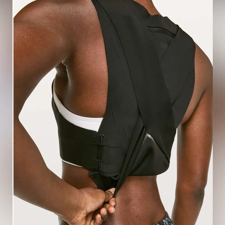 Lululemon Enlite Hydraffinity Vest size small - Image 9