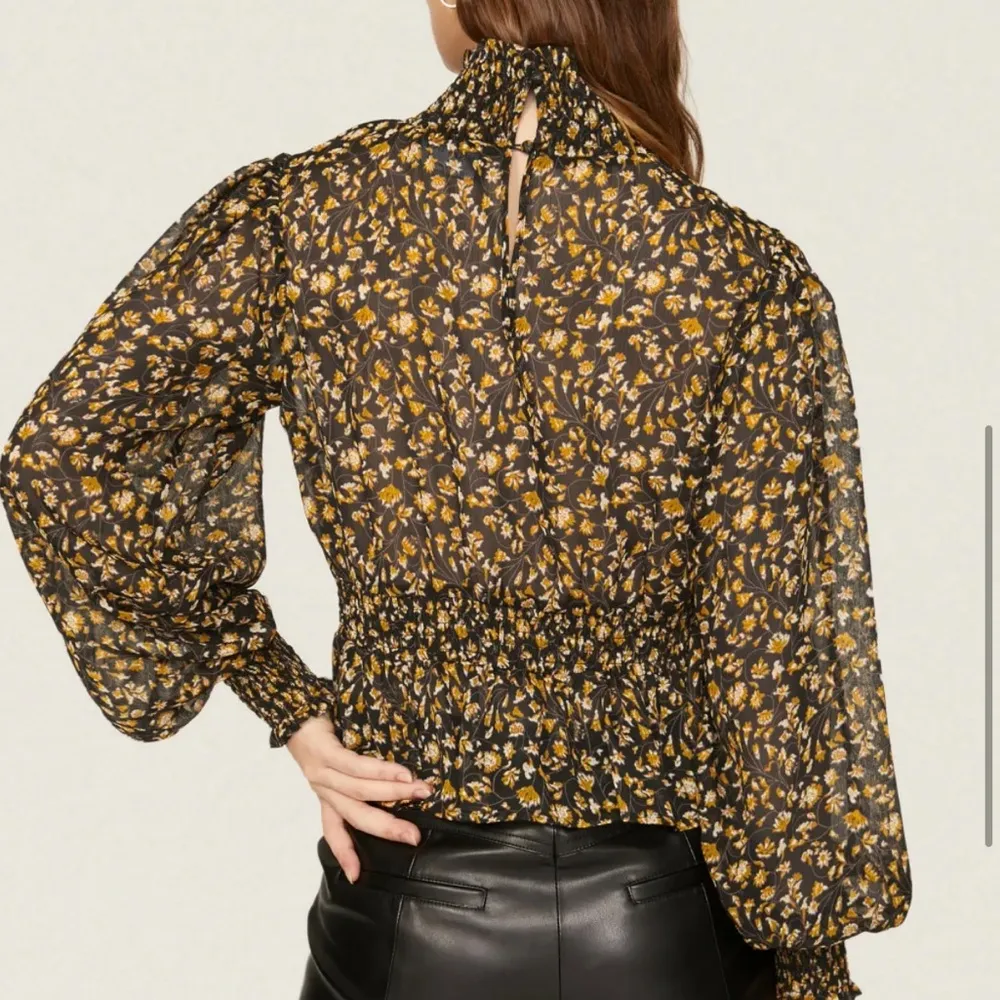 NWT MINK PINK Mira shirred blouse black floral women’s large - Image 2