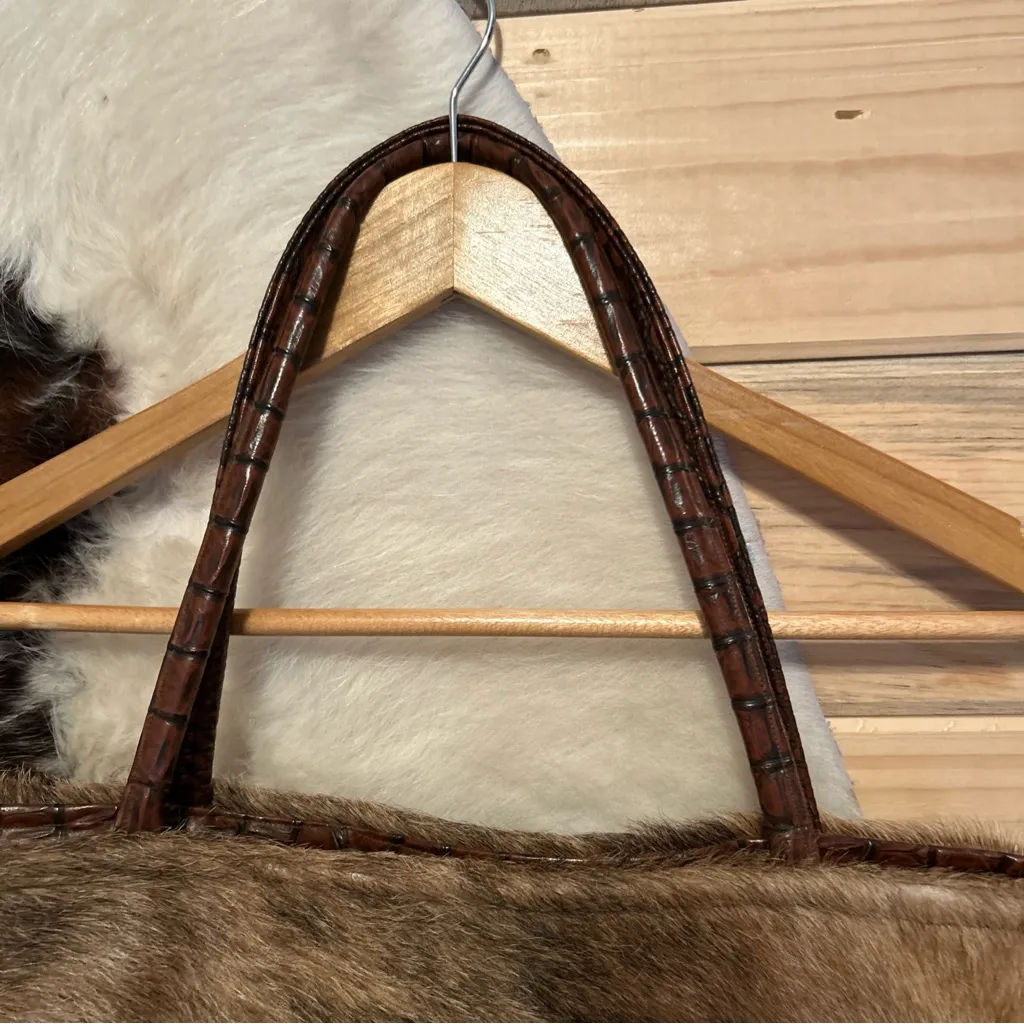 KurtMen Design Womens Tote Brindle Cow Hide With Croc Sides And Straps Brown EUC - Image 3