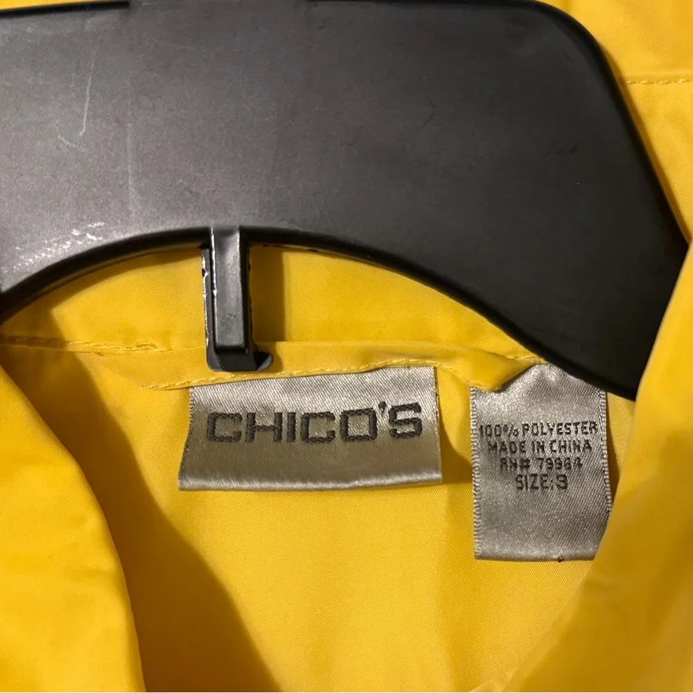 Chico’s Women Yellow Nylon Rainjacket Size 3 - Image 2