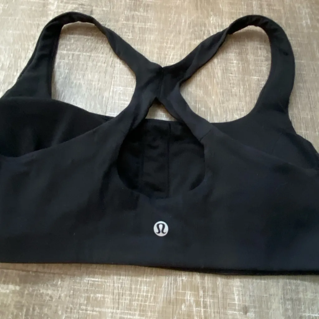 Lululemon SmoothCover Yoga Bra Black Size 10 Sports Bra Active Workout - Image 9