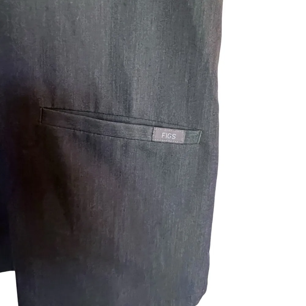 Figs Casma Three Pocket Scrub Top Size Small Graphite Womens… - Image 13