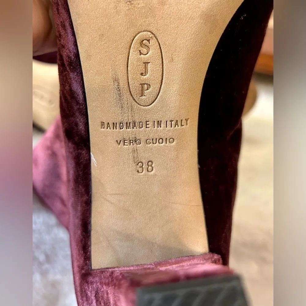 SJP Sarah Jessica Parker Bordeaux Velvet Minnie Boots Size 38 Red - Image 12