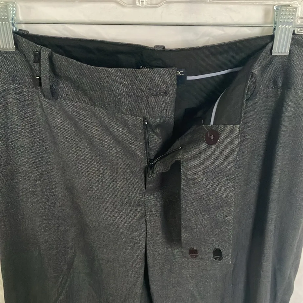 Banana Republic: Gray Martin Fit Boot Cut Dress Pants- 8 - Image 4