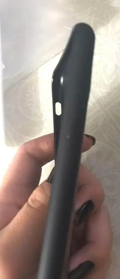 Daisy Duck 3D Relief Bold Print Case - Image 4