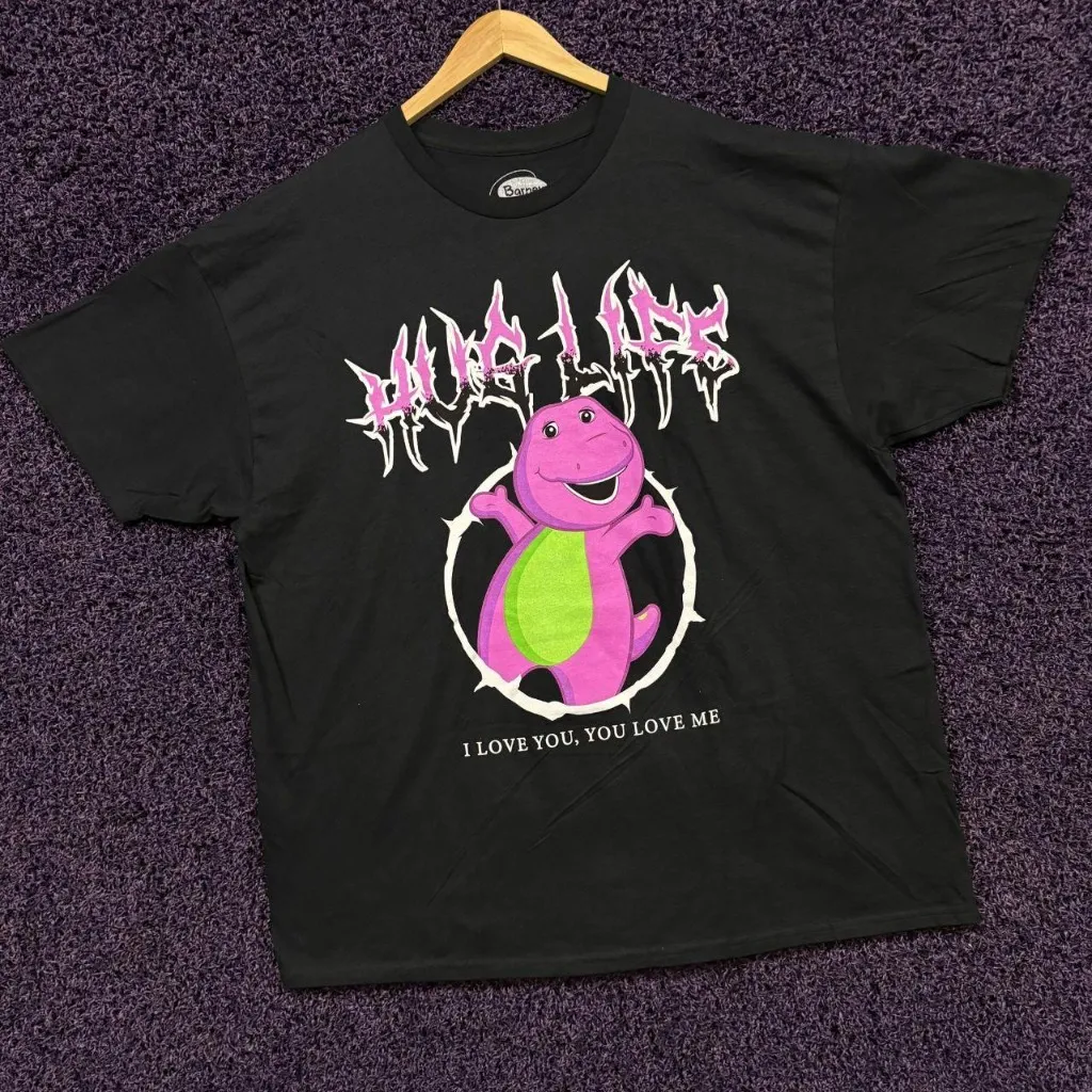 Barney Hug Life Heavy Metal Band Font Spell-out T-Shirt 2XL  - Image 3