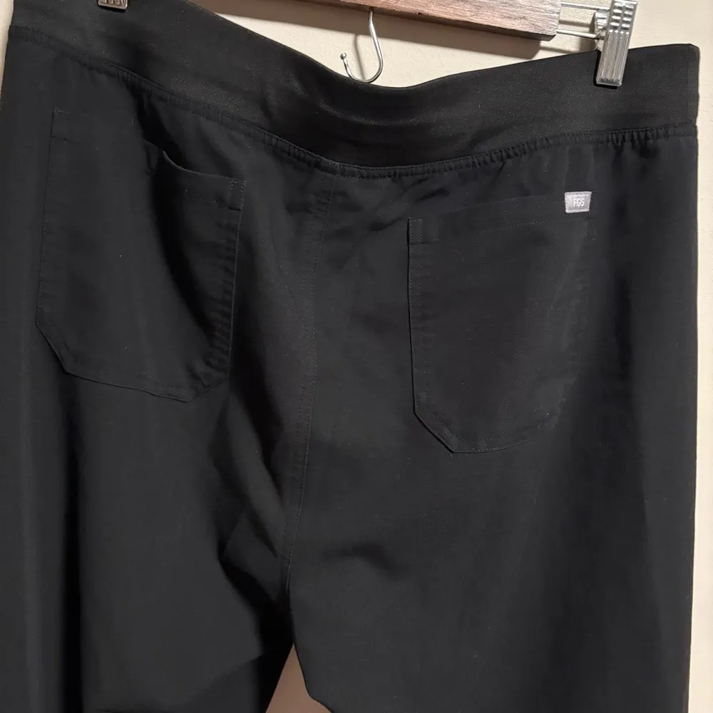 Figs‎ Livingston Black Scrub Pants- Size Large - Image 4