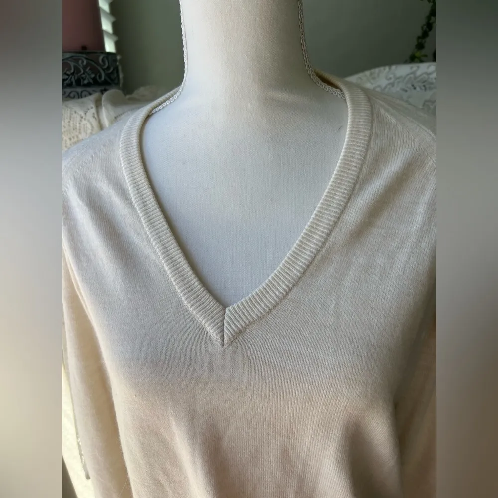 Vintage cream sweater Size M - Image 3