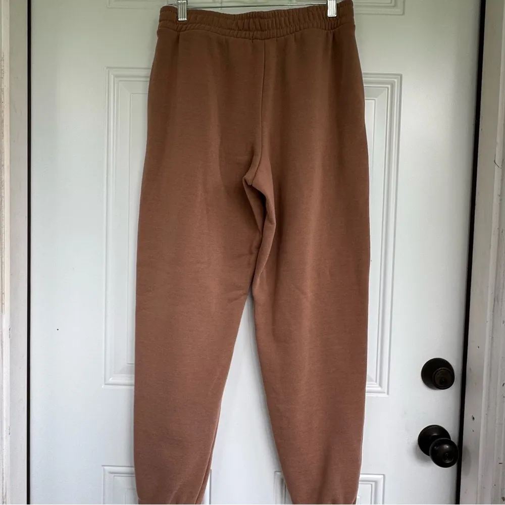 Love Streak Brown Bear Graphic Hoodie and Joggers Set Medium - Image 5