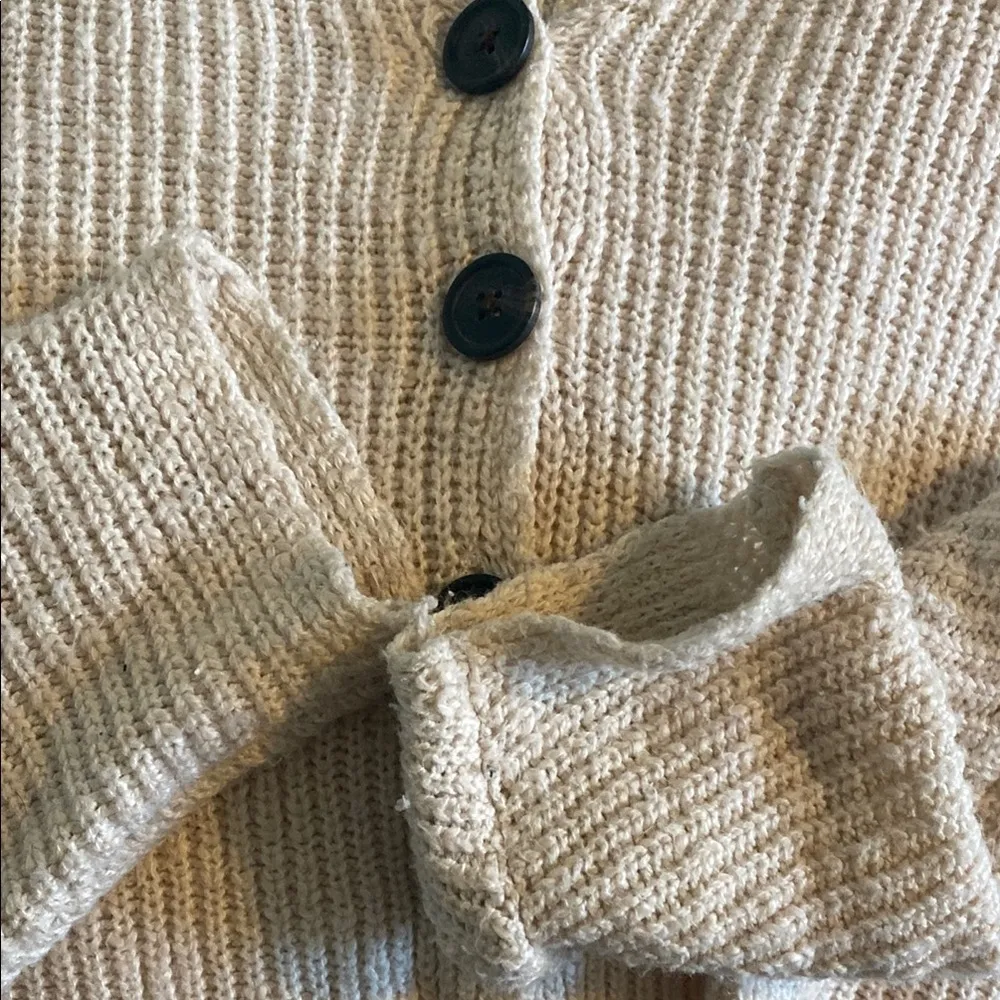 American Eagle Size Extra Small XS Women's Teen Girl Cream Button-Up Sweater - Image 4