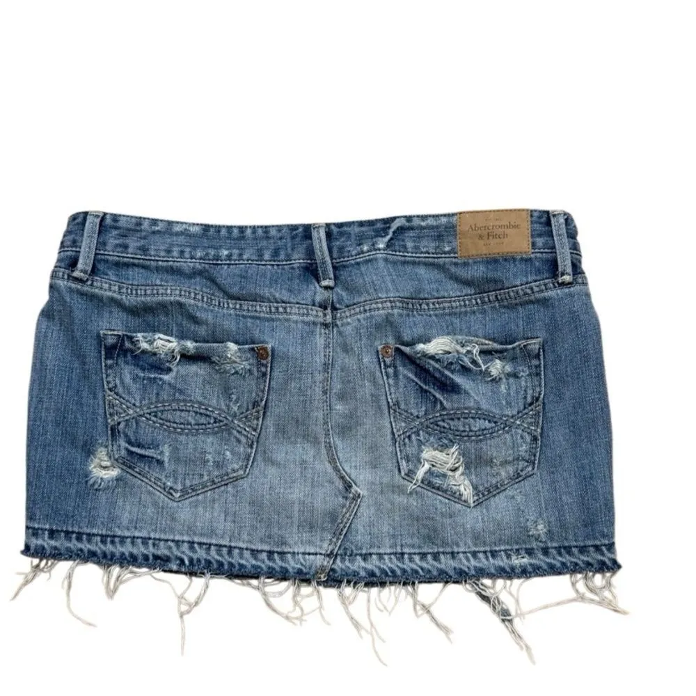 Y2K Vintage Abercrombie Denim Distressed Micro Mini Skirt Size 4 Blue - Image 4